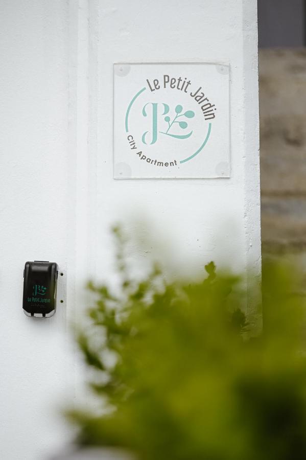 Apartament Le Petit Jardin Wolos Zewnętrze zdjęcie